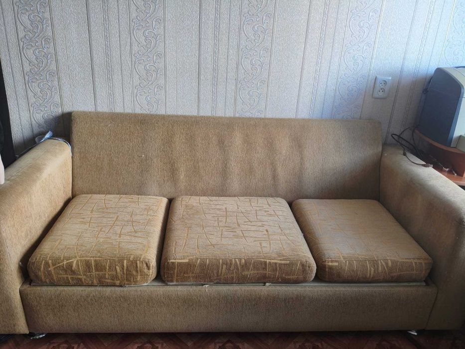 Диваны даром, КШТ