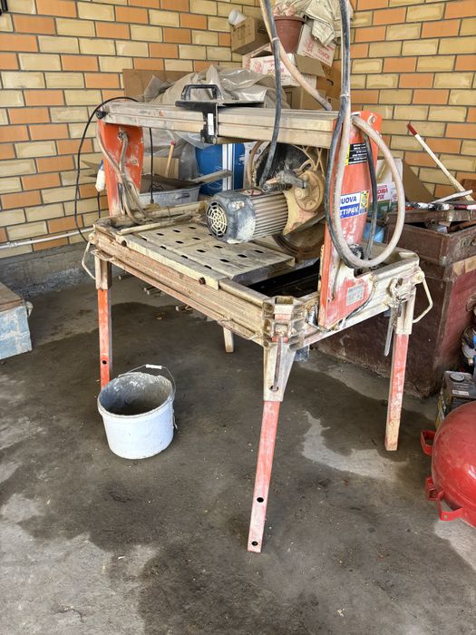 Продам Камнерезку Бу Nuova Battipav Supreme