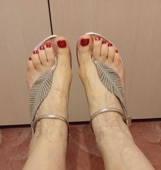 Нови дамски сандали сребристи