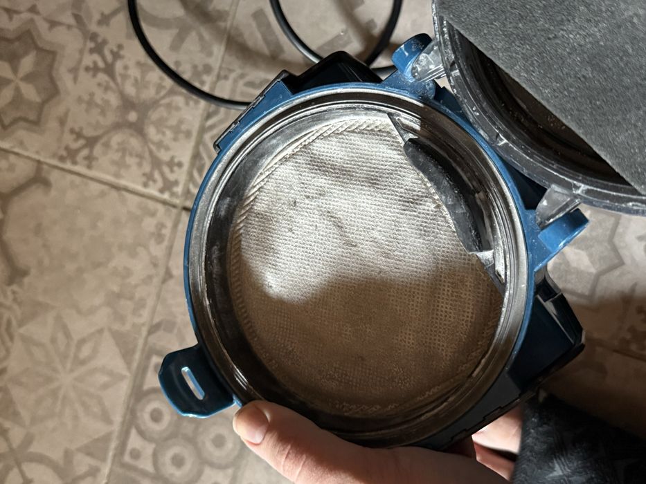 Пылесос Bosh Serie 2