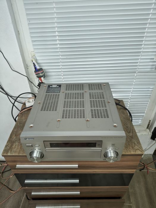 Ресивър Pioneer 7.1  vsx-d 2011