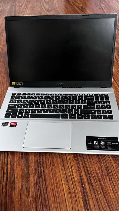 Acer Aspire ноутбук,Ryzen 7 5700U,16GB RAM,отличное состояния