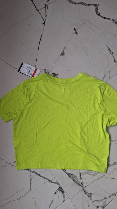 Дамска тениска Nike L,потник Yoga  S.