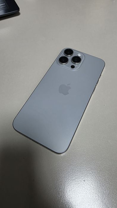 IPhone 15 pro max 512GB