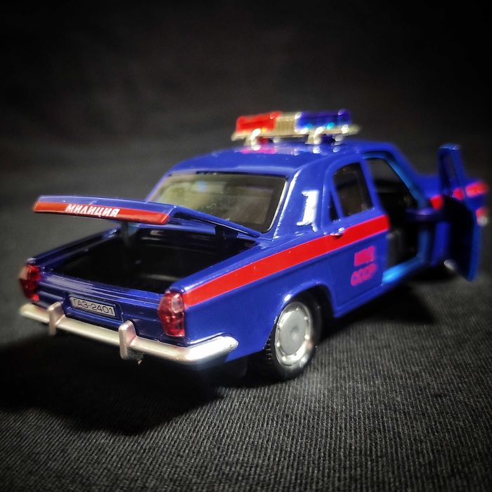 Автомодель Волга ГАЗ-2401 «Милиция МВД СССР»