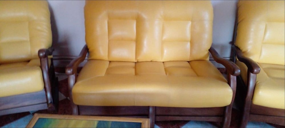 Mobila in stare foarte buna