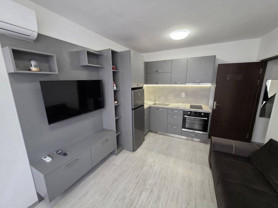 Дава се под наем Двустаен апартамент в Бургас, Възраждане - 45 кв.м за 378.93 € - Снимка #1