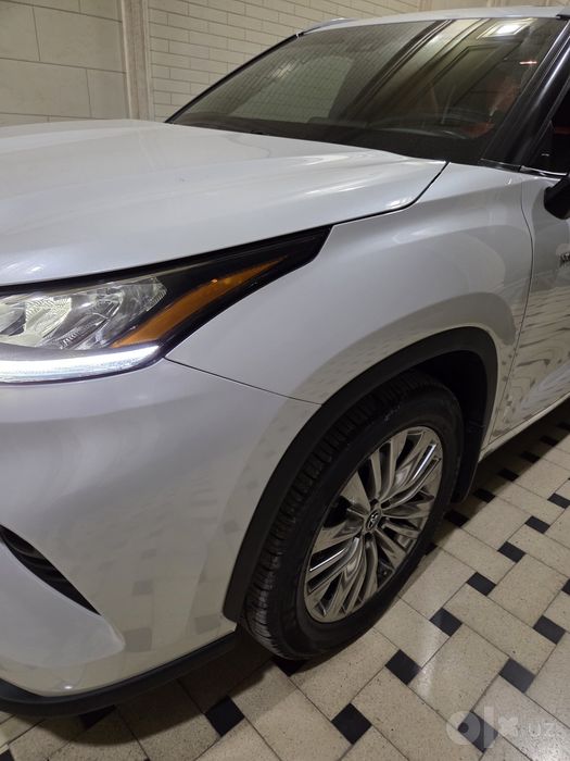Toyota highlander