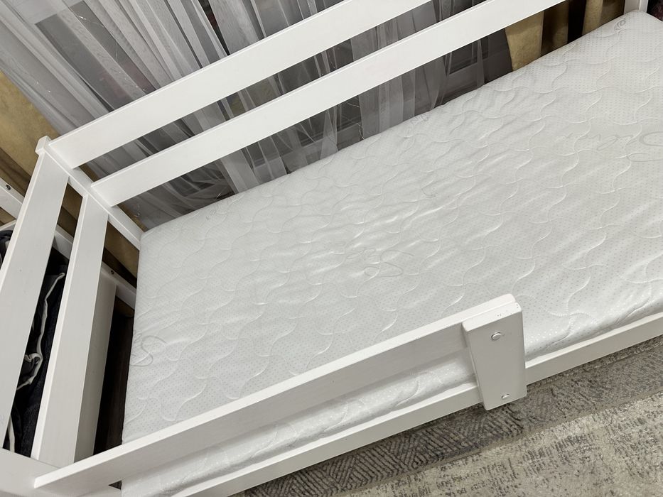 Пролам детскую кроватку