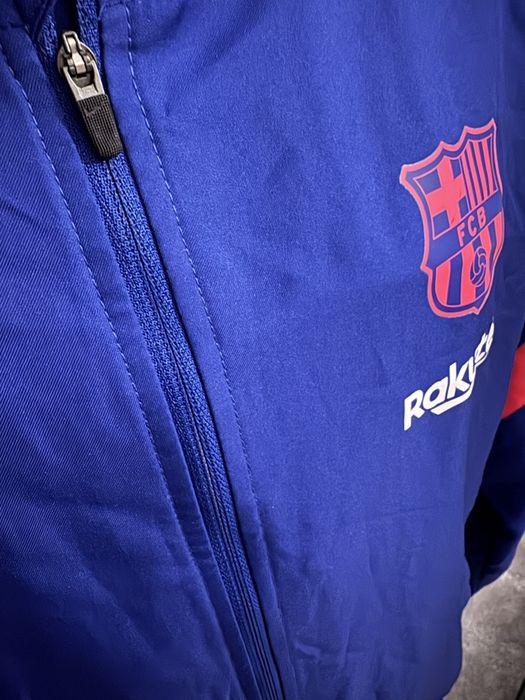 Jordan x PSG & Nike x Barcelona анцузи