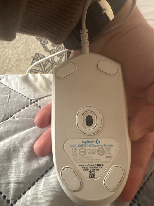 Logitech G102  lightsync gaming mouse idiyal. Holatda asrab ishlatilga