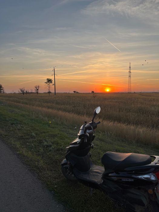 Срочно продаю скутер 125 куб