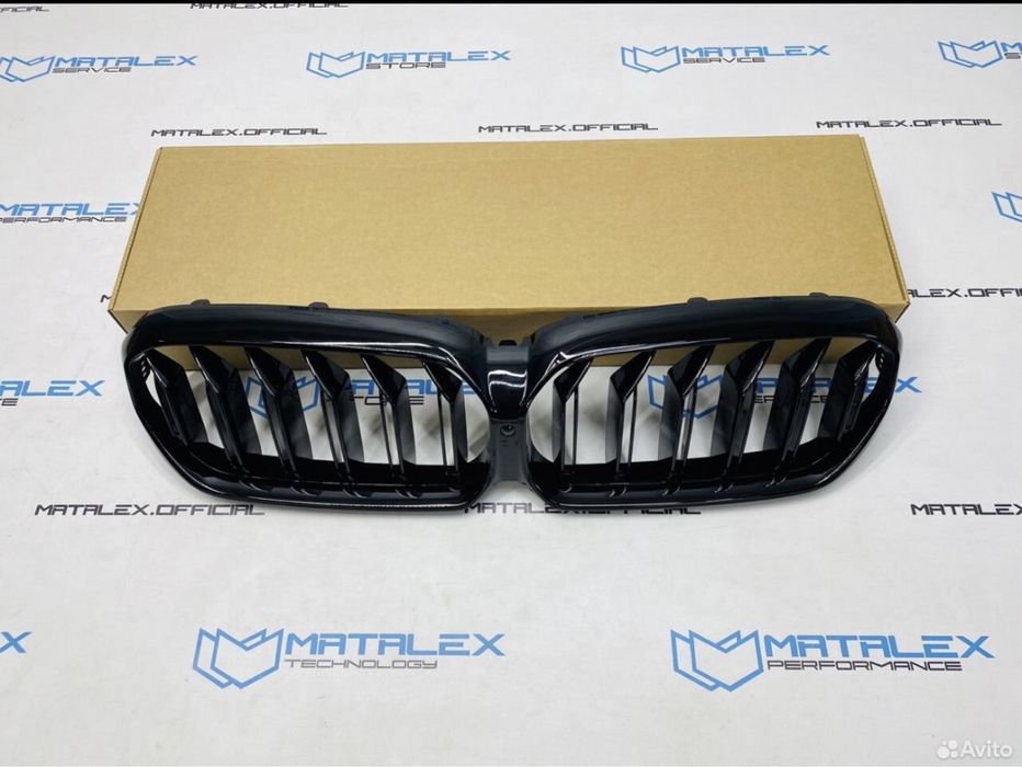 Решетка радиатора BMW 530