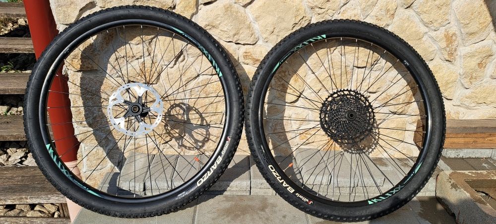 Set roti mtb Mach1 KLIXX de 29" cu cauciucuri, caseta si discuri