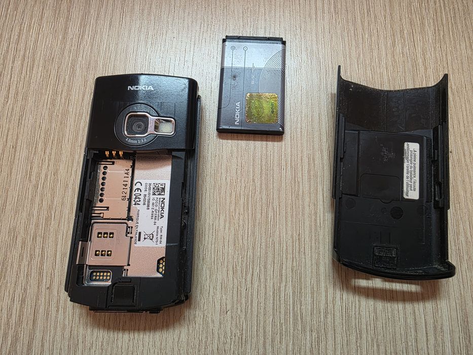 NOKIA N70 + incarcator, black, negru, necodat, functioneaza bine!