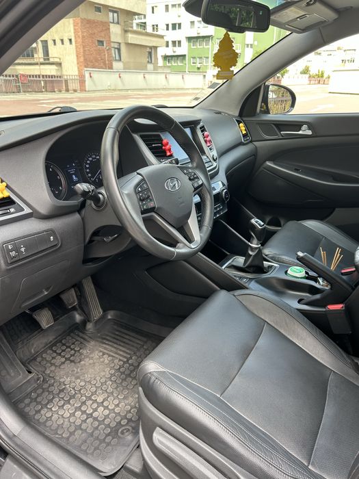 Hyundai tucson 2016