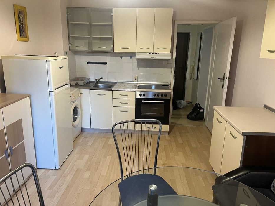 Дава се под наем Двустаен апартамент в София, Гео Милев - 45 кв.м за 499 € - Снимка #1