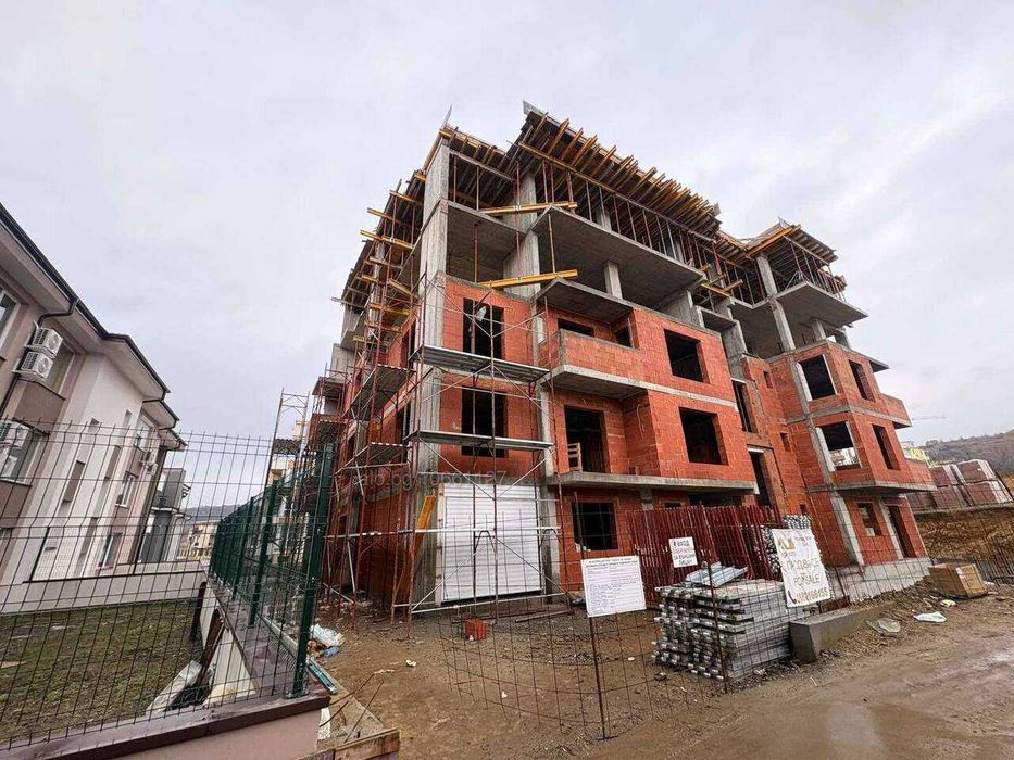 Тристаен апартамент