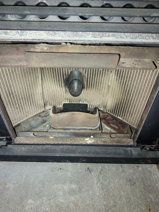 Пелетна камина Италия. Кюнец ф80