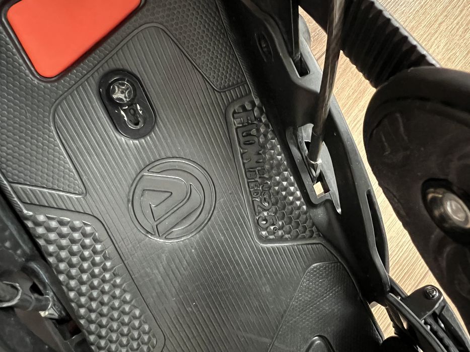 Legaturi snowboard Flow Fuse GT L