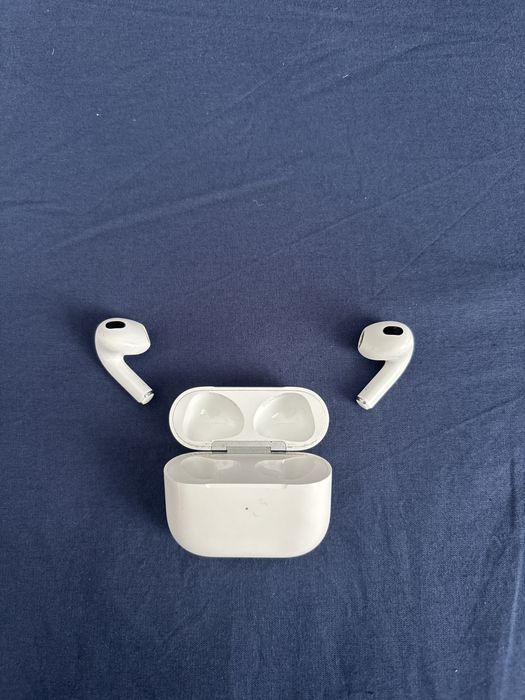 Vand Apple Airpods 3