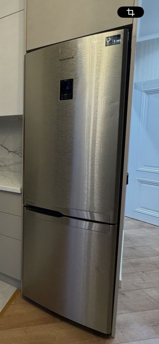 Холодильник Samsung