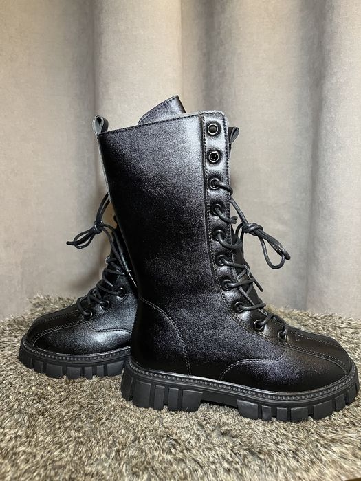 Продаются новые сапоги для девочки