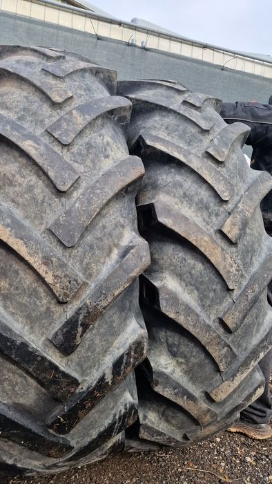 CAUCIUCURI tractor 16.9-34 marca Petlas, 10 ply