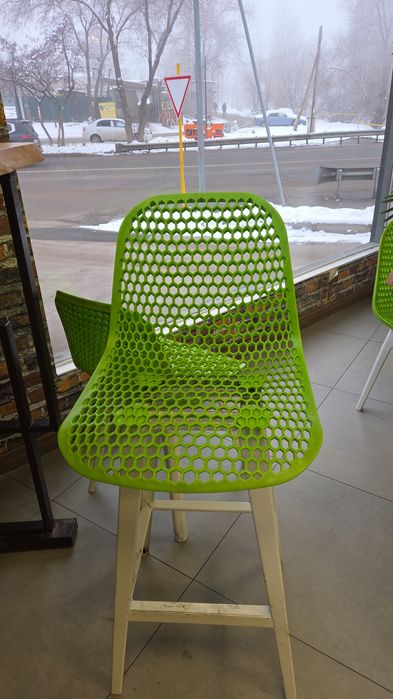 Стулья для кафе и ресторанов