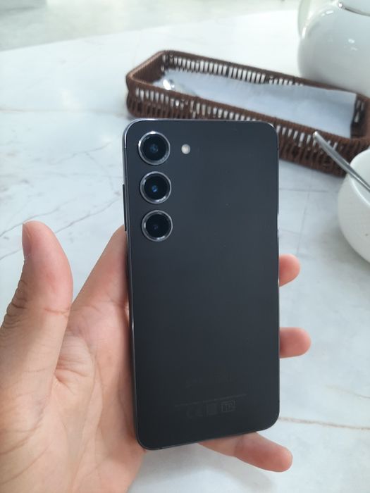 S23 8/128 с коробкой