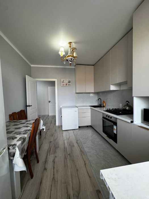 Продам 2х комн кв Батыс