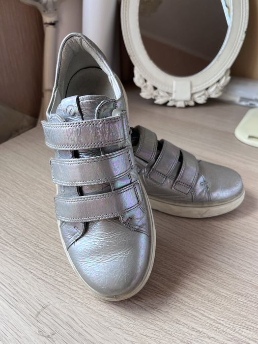 Туфли для девочки, кожанные.