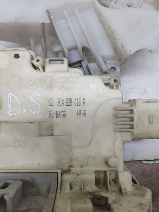 Broasca spate dreapta 3c4839016a Volkswagen VW Passat B7