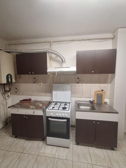 Apartament de închiriat