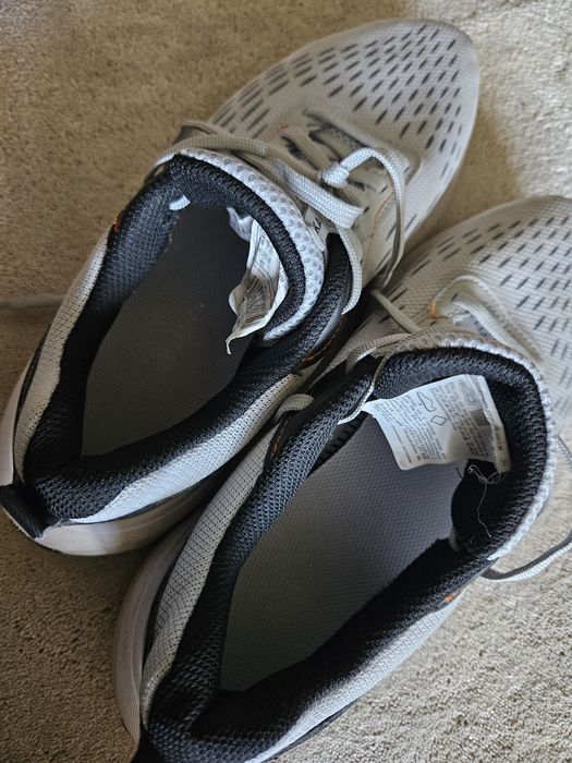 Маратонки декатлон 40 номер