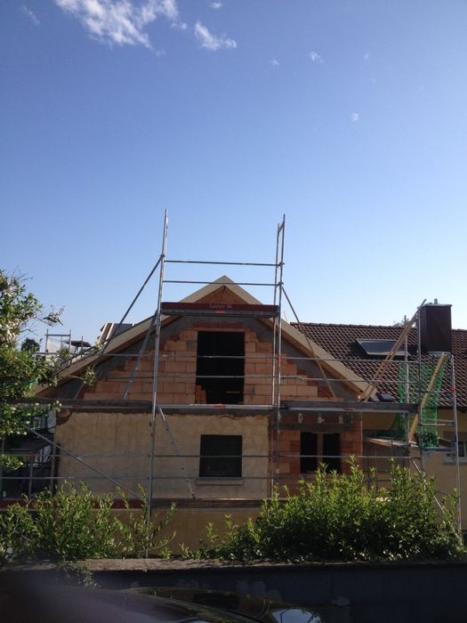 Цялостни ремонти, покриви, саниране, груб строеж