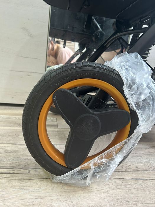 Продам коляску в отличном состоянии