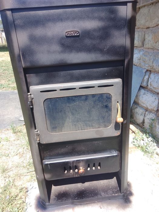 Камина на твърдо гориво с водна риза 13 kW Прити S3 W13