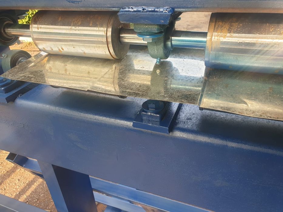 Листогиб ребро жёсткости