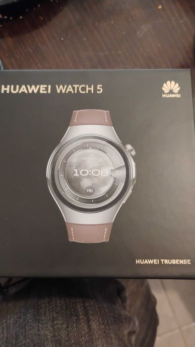 HUAWEI WATCH 5 46мм. на 2 месеца без забележки