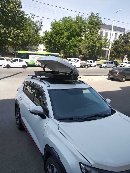 Автобокс на крышу (170 см), белый глянец. Состояние нового!