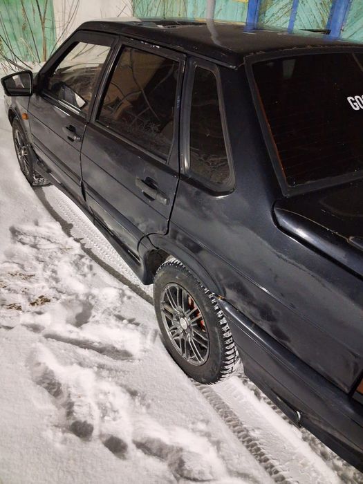 Продам машину ваз2115