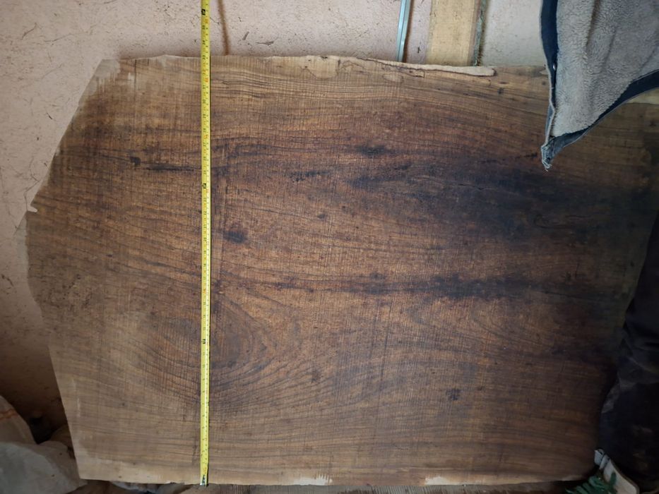 Lemn nuc, cherestea nuc, blat nuc, nuc lemn masiv