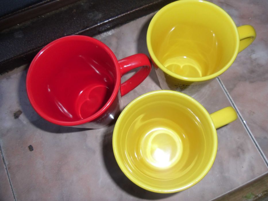 set nou 3 cesti M&M si 1 cutie tabla