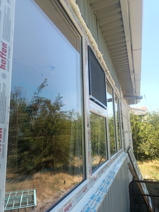 Балконы окна витражи