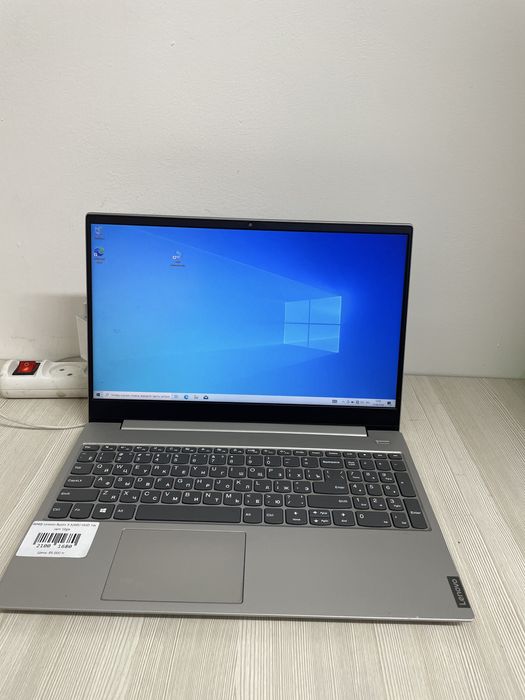Ноутбук Lenovo Ryzen 3