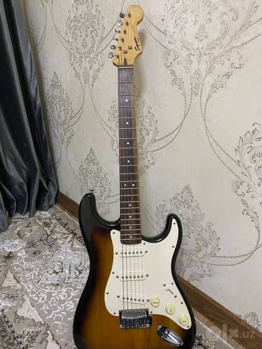 Squier by Fener Bullet stratocaster sotiladi