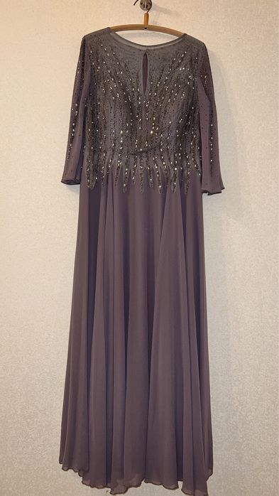 Продается вечернее платье