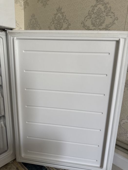 Продам холодильник Haier