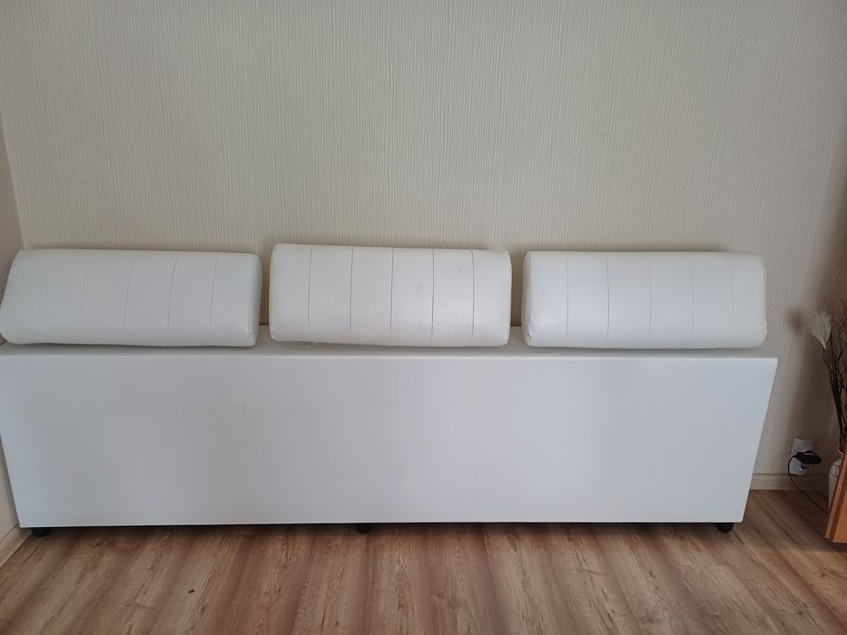 Гръб за ъглов диван